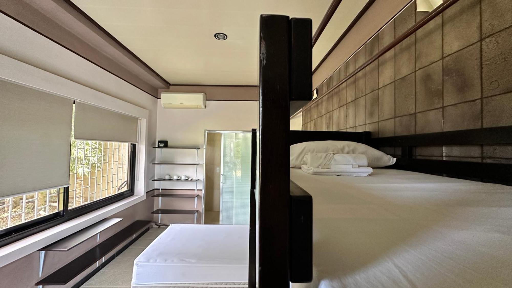 Tugsaw Resort El Salvador Bilik gambar